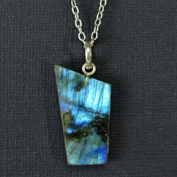 Labradorite Slice Pendant C - Picture 1 of 1